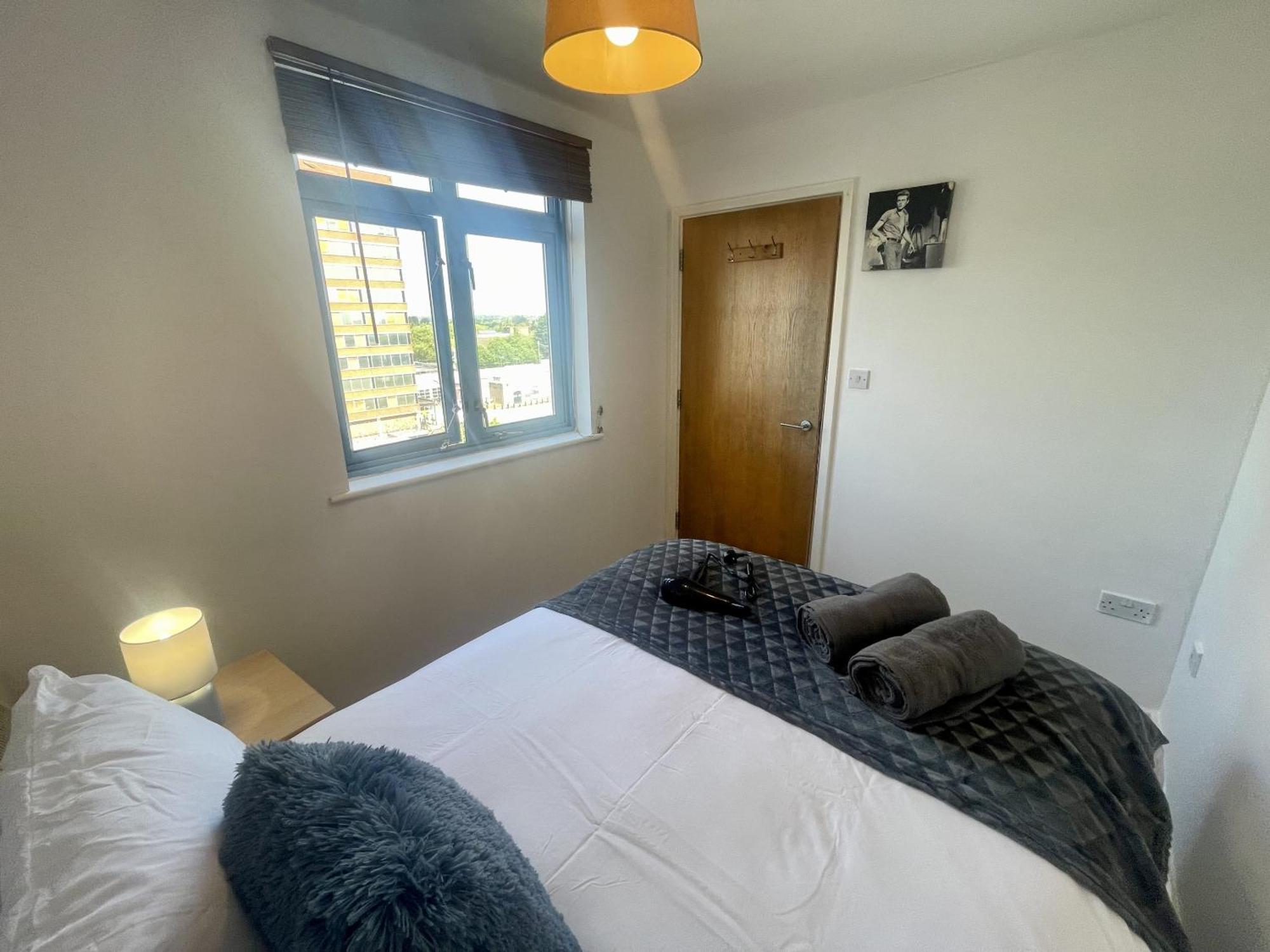 Hk Life Serviced Apartment , City Centre Σουίντον Εξωτερικό φωτογραφία