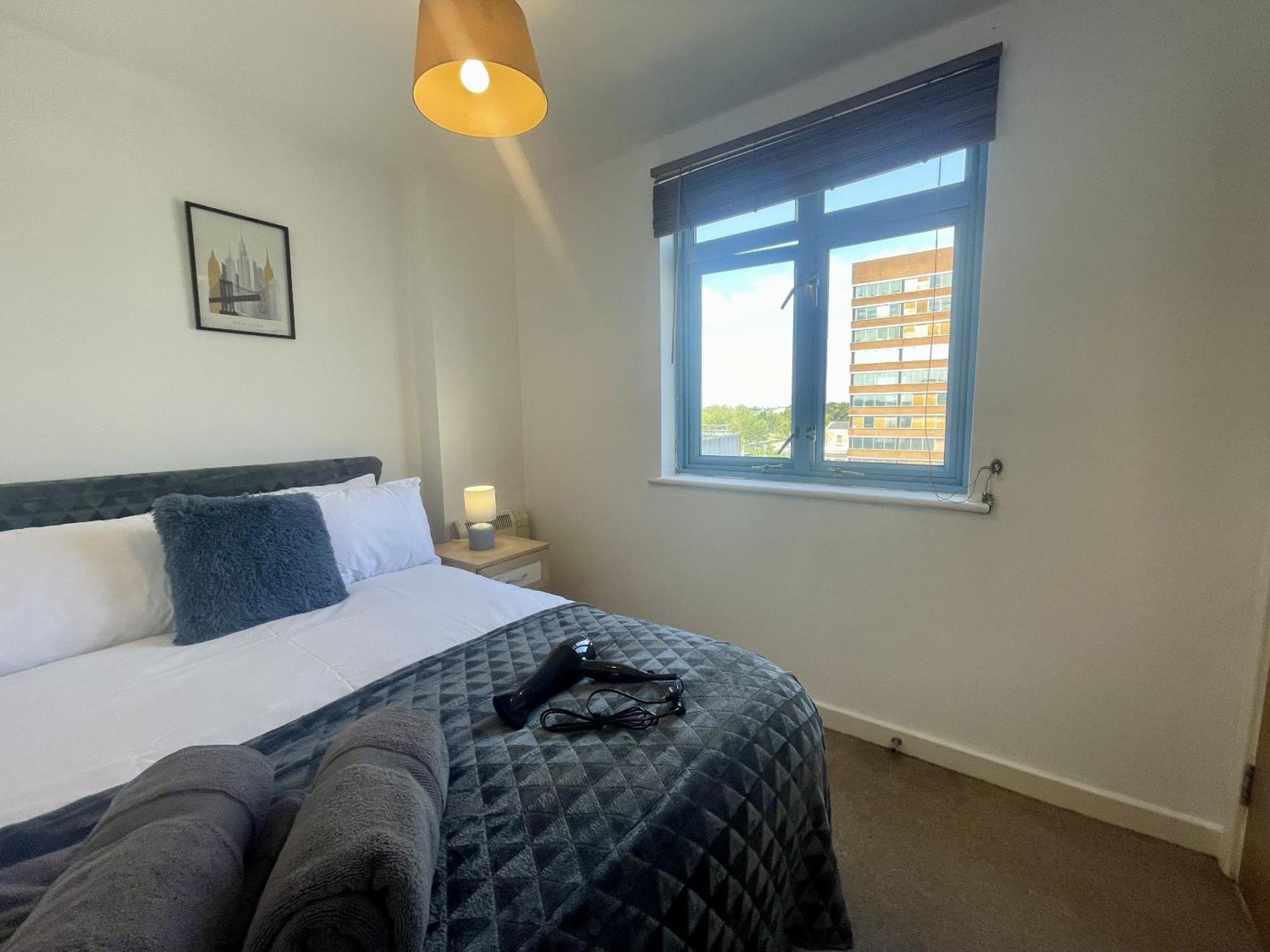 Hk Life Serviced Apartment , City Centre Σουίντον Εξωτερικό φωτογραφία